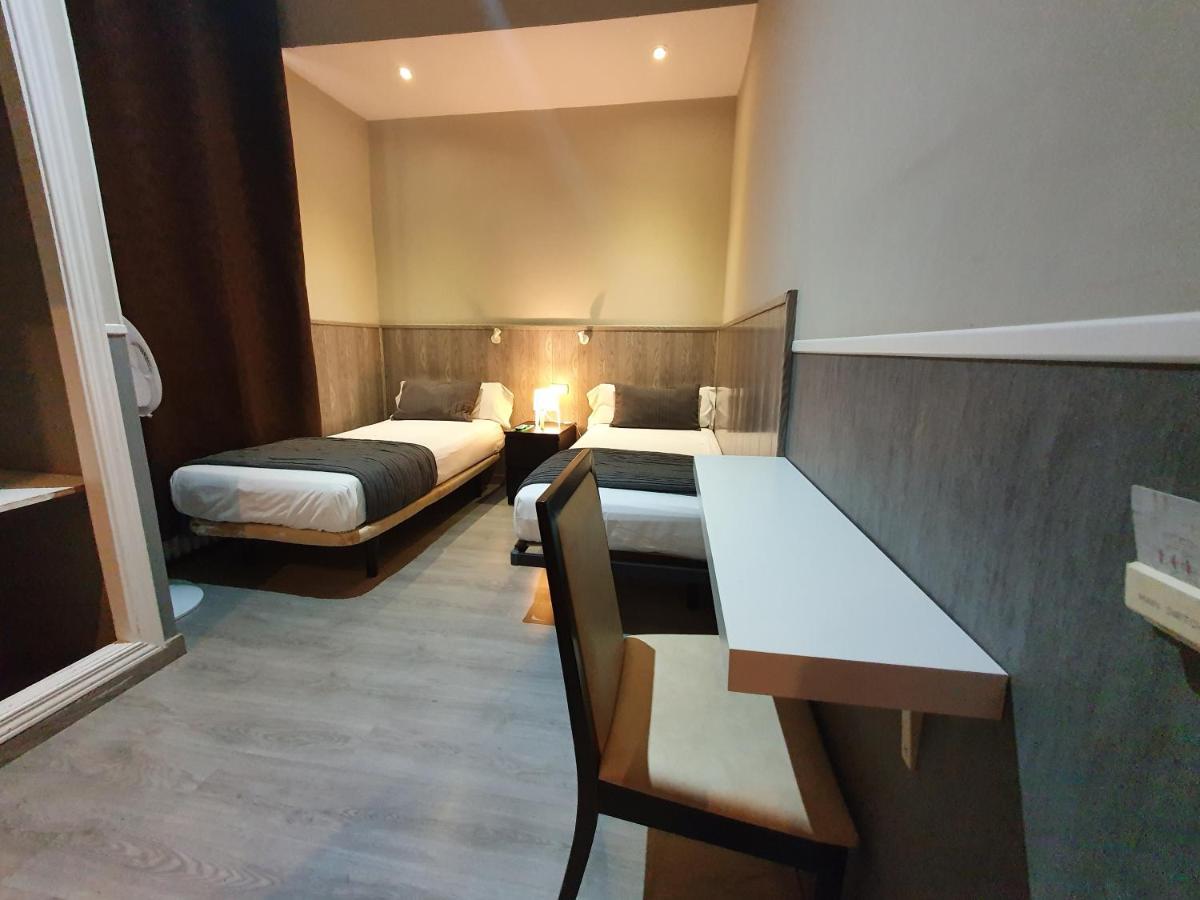 Ch Plaza D'Ort Rooms IV Madrid Kültér fotó