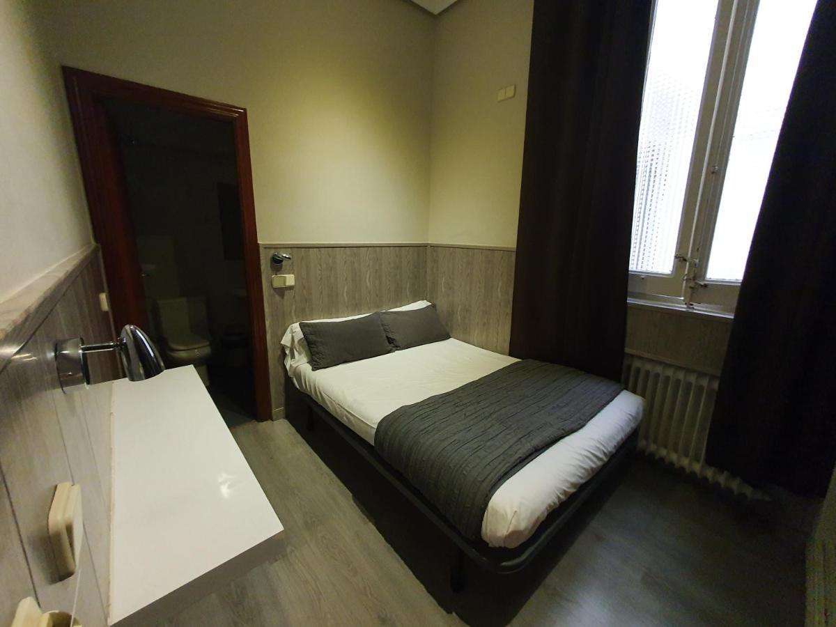 Ch Plaza D'Ort Rooms IV Madrid Kültér fotó